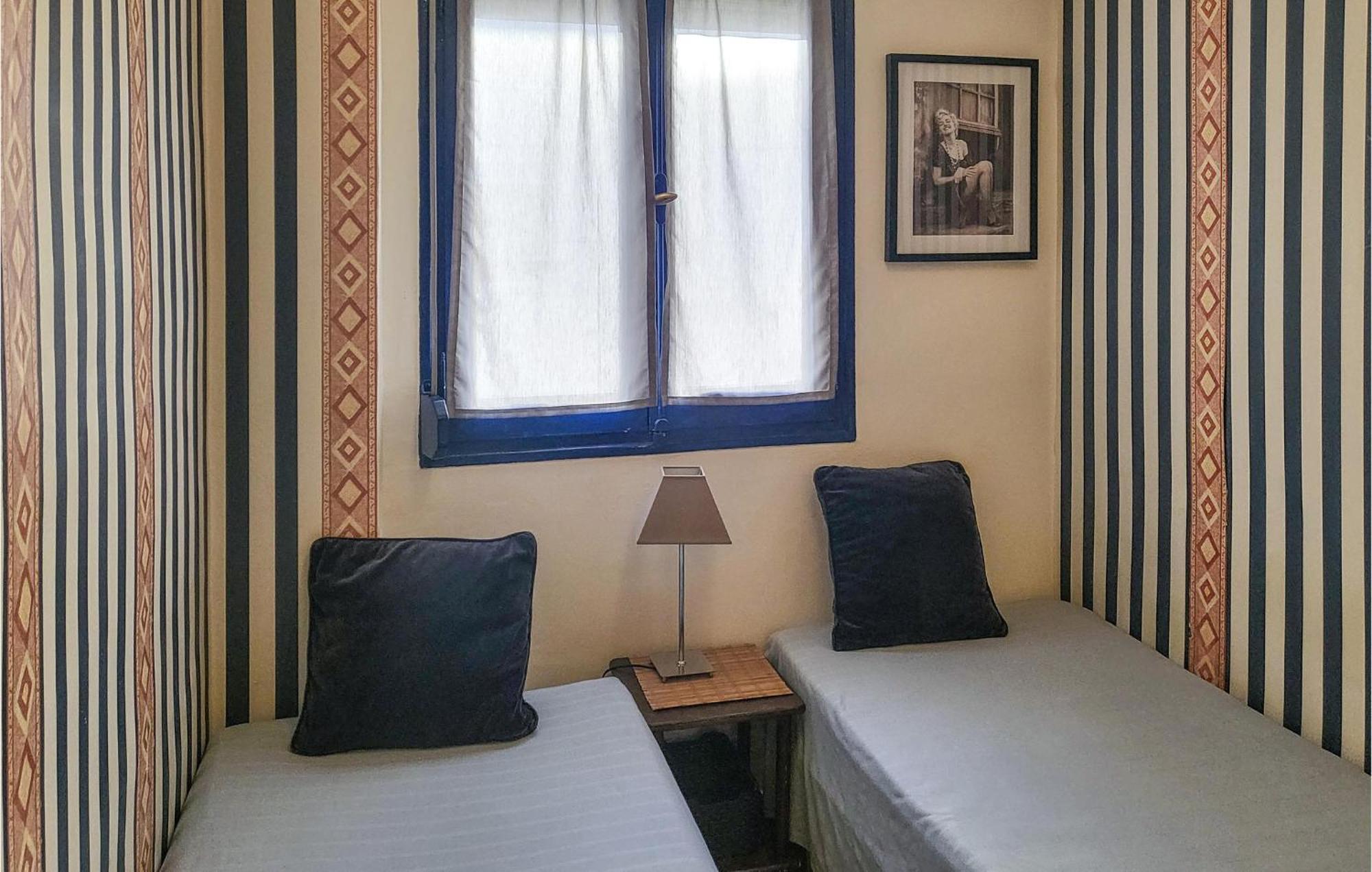 2 Bedroom Cozy Apartment In El Campello Buitenkant foto